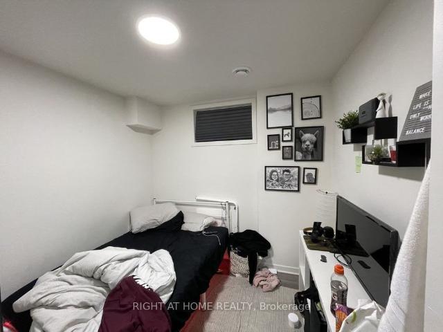 For Lease 1258 Broadview Avenue Unit# 1, Toronto, Ontario