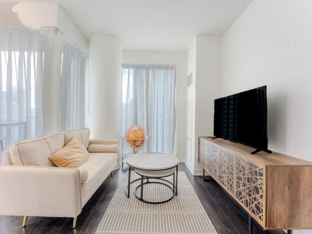 For Lease 125 Blue Jays Way Street Unit# 4608, Toronto, Ontario