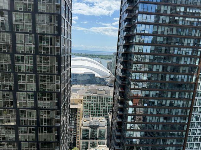 For Lease 125 BLUE JAYS Way Unit# 4211, Toronto, Ontario