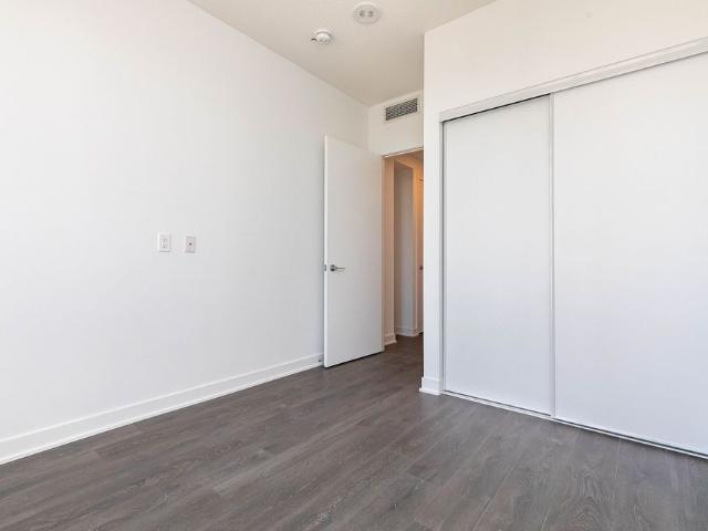 For Lease 125 Blue Jays Way Unit# 2305, Toronto, Ontario