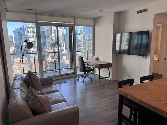 For Lease 125 Peter Street Unit# 1908, Toronto, Ontario
