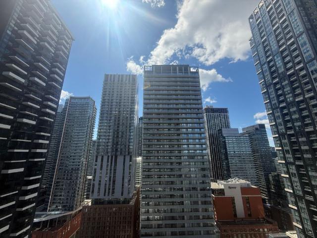 For Lease 125 Peter Street Unit# 2311, Toronto, Ontario