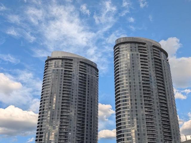 For Lease 125 Village Green Square Unit# 1806, Toronto, Ontario