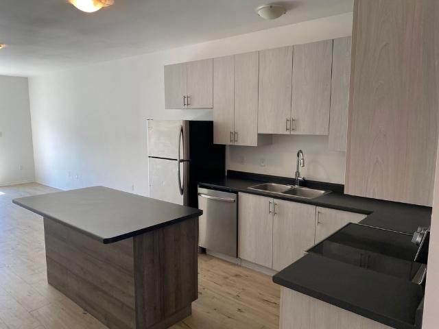 For Lease 126 Isabella Drive, Orillia, Ontario