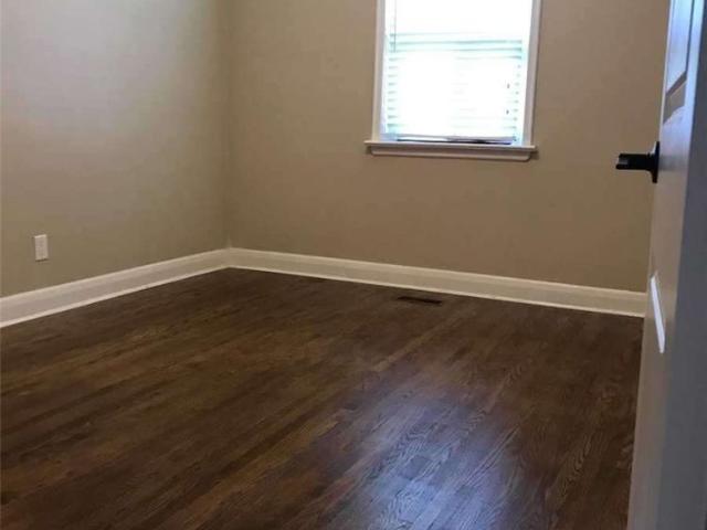For Lease 126 Silverhill Drive Unit# Main floor, Toronto, Ontario