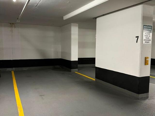 For Lease 126 Simcoe Street Unit# 1206, Toronto, Ontario