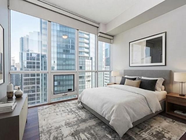 For Lease 126 Simcoe Street Unit# 1507, Toronto, Ontario