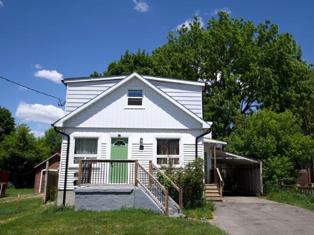 For Lease 128 Summer Street, Oshawa, Ontario
