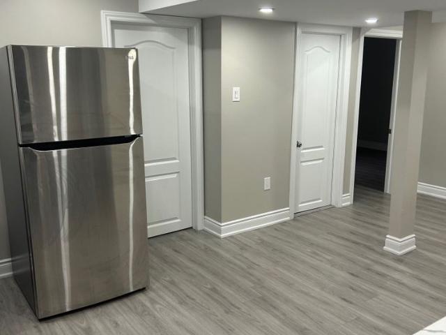 For Lease 1295 Rose Way, Milton, Ontario
