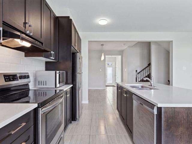 For Lease 129 Umbra Place, Barrhaven, Ontario