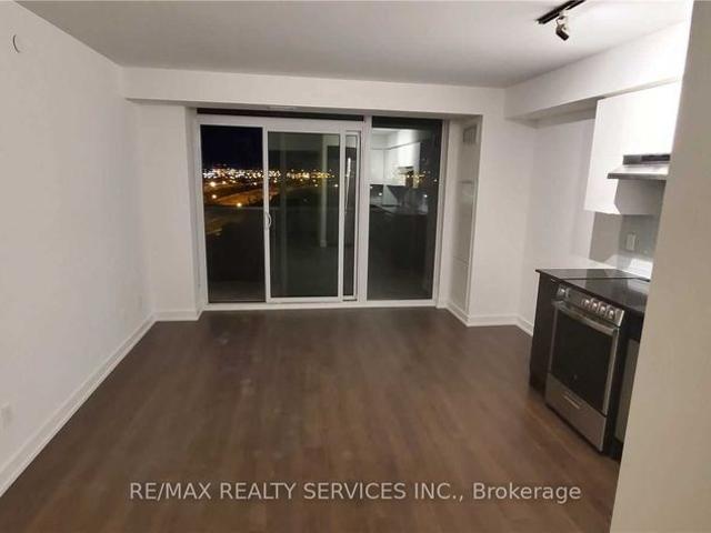 For Lease 120 Varna Drive Unit# 906, Toronto, Ontario