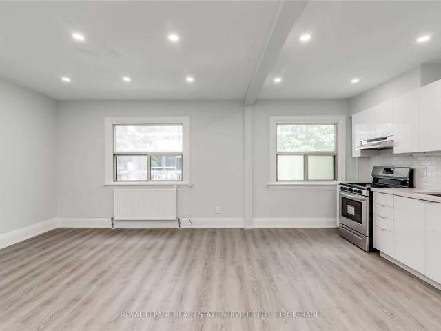 For Lease 120 Vaughan Road Unit# 20, Toronto, Ontario