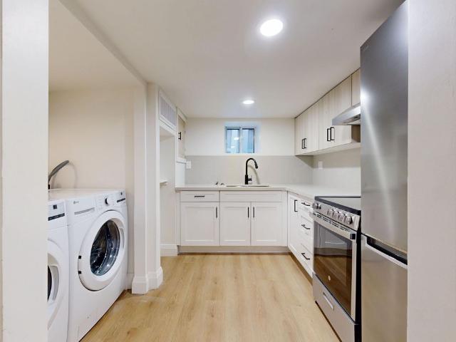 For Lease 1216 Avenue Road Unit# 3, Toronto, Ontario