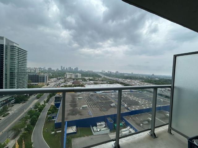 For Lease 121 McMahon Drive Unit# 2002, Toronto, Ontario