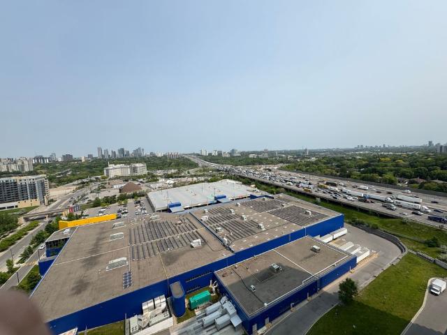 For Lease 121 McMahon Drive Unit# 2207, Toronto, Ontario