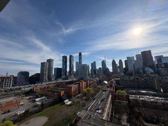 For Lease 121 Lower Sherbourne Street Unit# 1556 2nd Bed + den, Toronto, Ontario