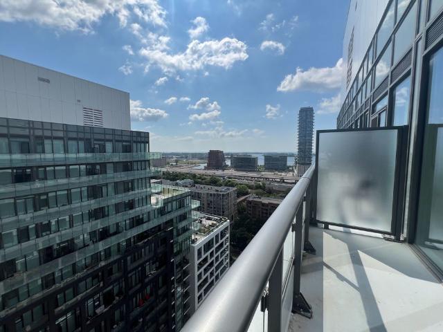 For Lease 121 Lower Sherbourne Street Unit# PH1943, Toronto, Ontario