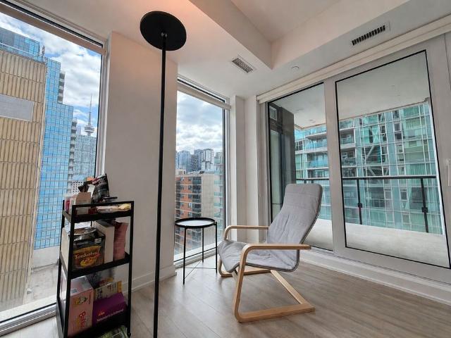 For Lease 121 St Patrick Street Unit# 822, Toronto, Ontario