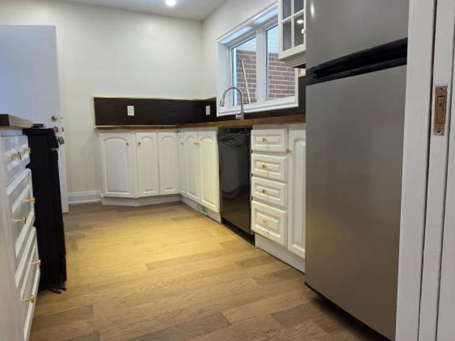 For Lease 121 Trayborn Drive Unit# Main, Richmond Hill, Ontario