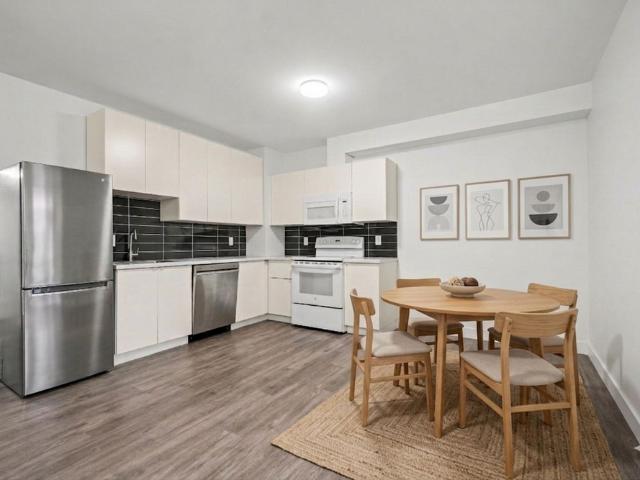 For Lease 1225 Ridgemont Avenue Unit# B, Hunt Club South Keys and Area, Ontario