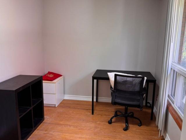 For Lease 122 Rifle Range Road Unit# Lease, Hamilton, Ontario