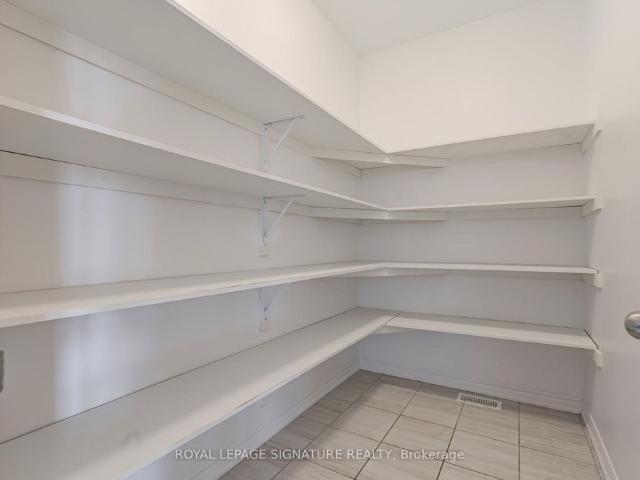 For Lease 1231 Plymouth Drive Unit# Upper, Oshawa, Ontario