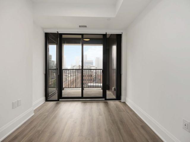 For Lease 123 Portland Street Unit# 808, Toronto, Ontario