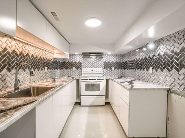For Lease 12 Gondola Crescent Unit# Basement, Brampton, Ontario