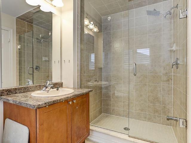 For Lease 12 Glenbar Gardens, Markham, Ontario