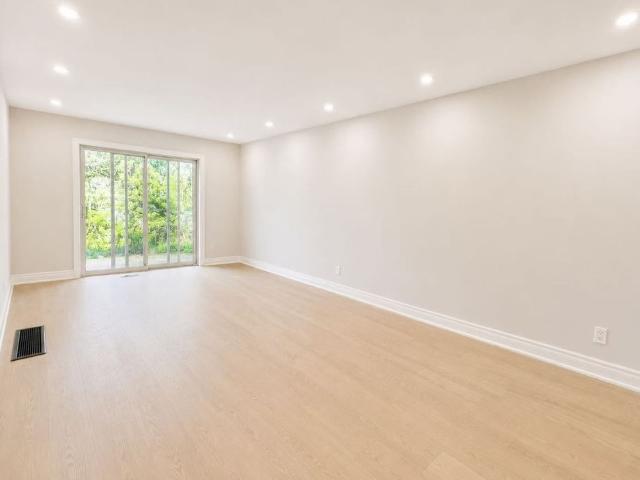 For Lease 12 Hobart Drive, Toronto, Ontario
