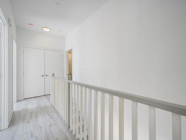 For Lease 12 Olympic Garden Drive, Toronto, Ontario