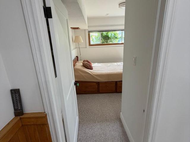 For Lease 12 Wiles Court Unit# Basement, Aurora, Ontario