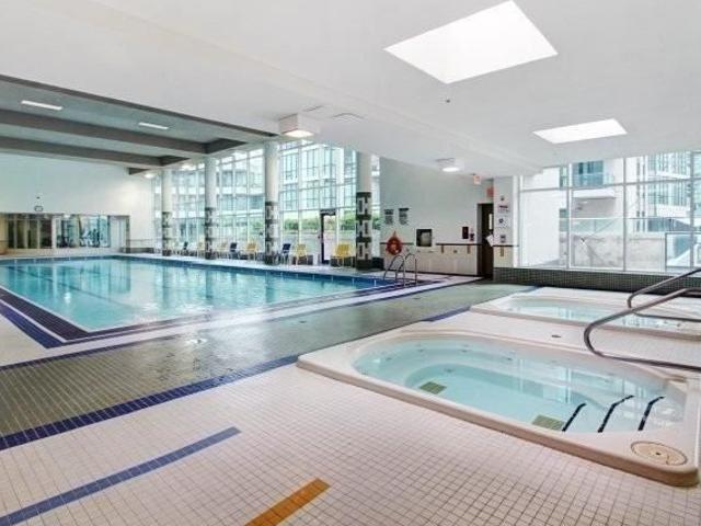 For Lease 12 Yonge Street Unit# 1805, Toronto, Ontario