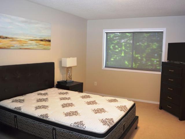 For Lease 1345 Halton Terrace, Kanata, Ontario
