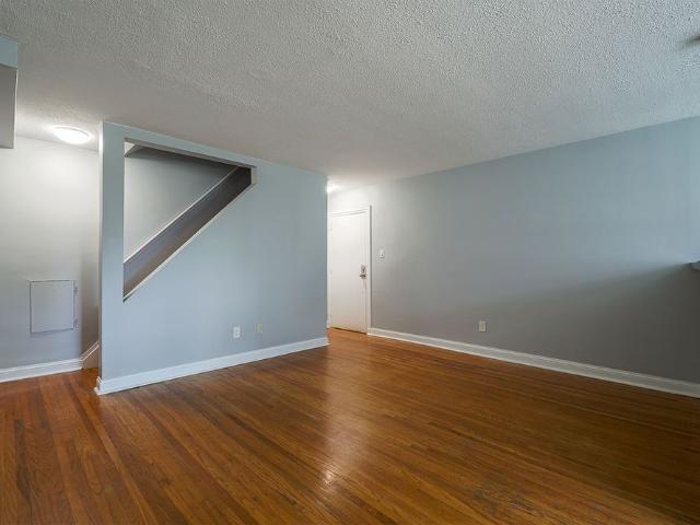 For Lease 1346 Queen Street Unit# 1, Toronto, Ontario