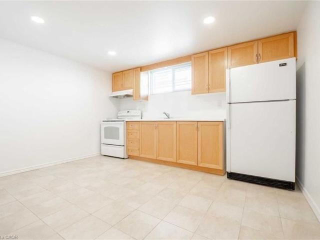 For Lease 134 Marcella Crescent Unit# B, Hamilton, Ontario