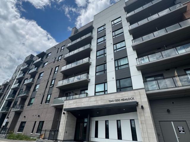 For Lease 1350 Hemlock Road Unit# 412, Manor Park Cardinal Glen and Area, Ontario