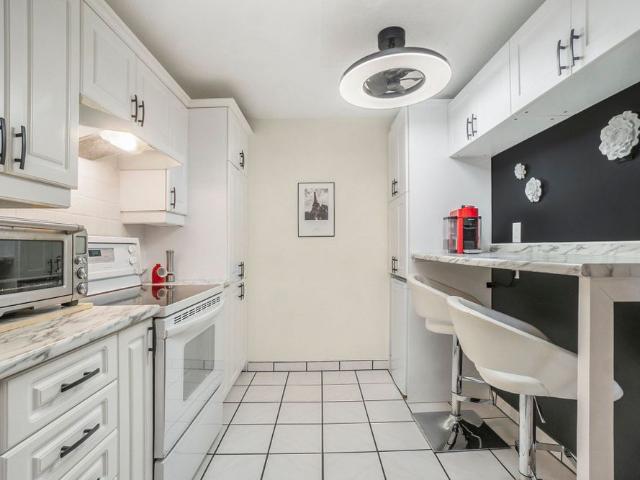 For Lease 1356 Meadowlands Drive Unit# 705, Cityview Parkwoods Hills Rideau Shore, Ontario