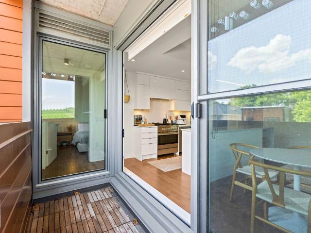 For Lease 135 Barrette Street Unit# 207, Vanier and Kingsview Park, Ontario