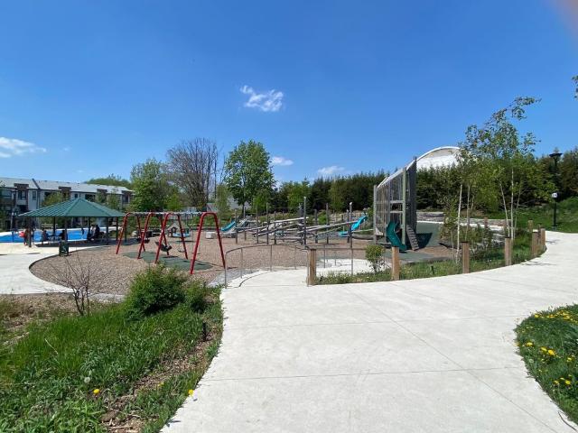 For Lease 135 Cannon Jackson Drive Unit# 411, Toronto, Ontario