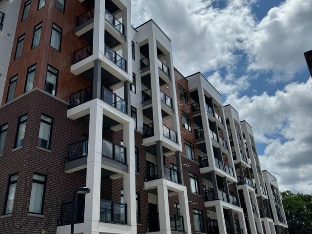 For Lease 135 Canon Jackson Drive Unit# 305, Toronto, Ontario