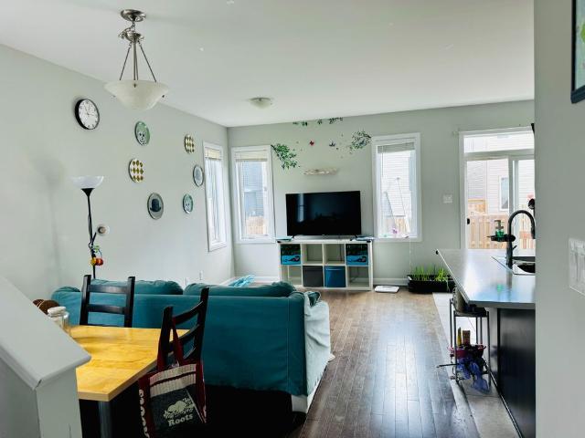 For Lease 135 Teelin Circle, Barrhaven, Ontario