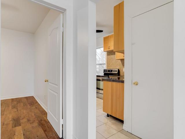 For Lease 136 Ontario Avenue Unit# Unit #1, Hamilton, Ontario
