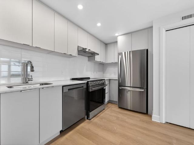 For Lease 1370 Carling Avenue Unit# 1203, Carlington Central Park, Ontario