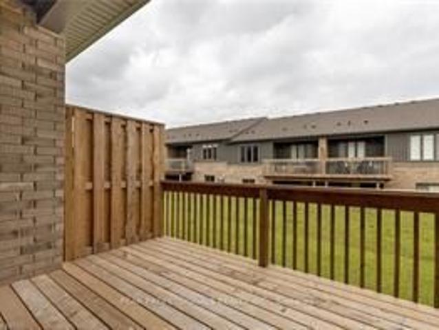 For Lease 1375 WHETHERFIELD Street Unit# 1363, London North, Ontario