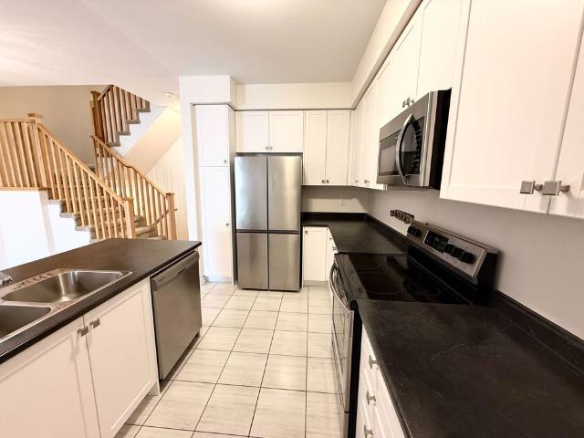 For Lease 137 Bravo Lane, Newmarket, Ontario