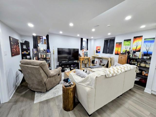 For Lease 1382 Stillmeadow Lane Unit# A, Pickering, Ontario