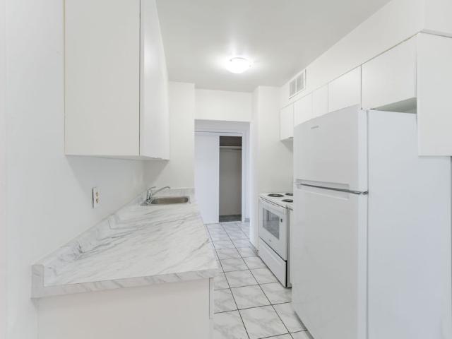 For Lease 1385 Midland Avenue Unit# 802, Toronto, Ontario