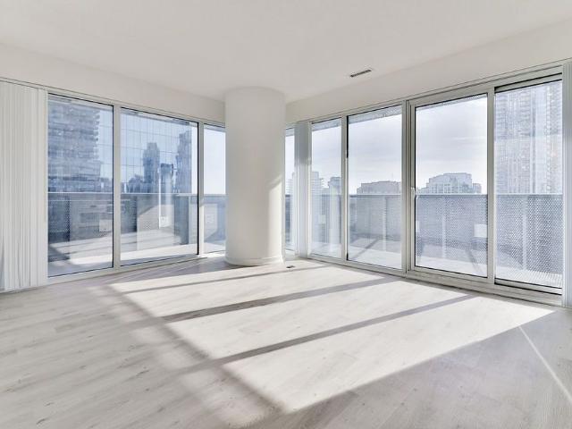 For Lease 138 Downes Street Unit# 3111, Toronto, Ontario