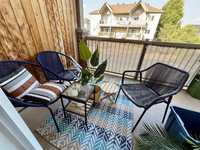 For Lease 139 Oldfield Street Unit# B, Barrhaven, Ontario